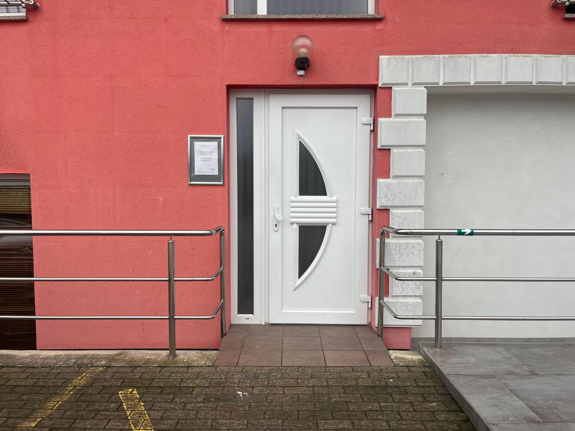 Krško Prenocisce Bucoモーテル エクステリア 写真